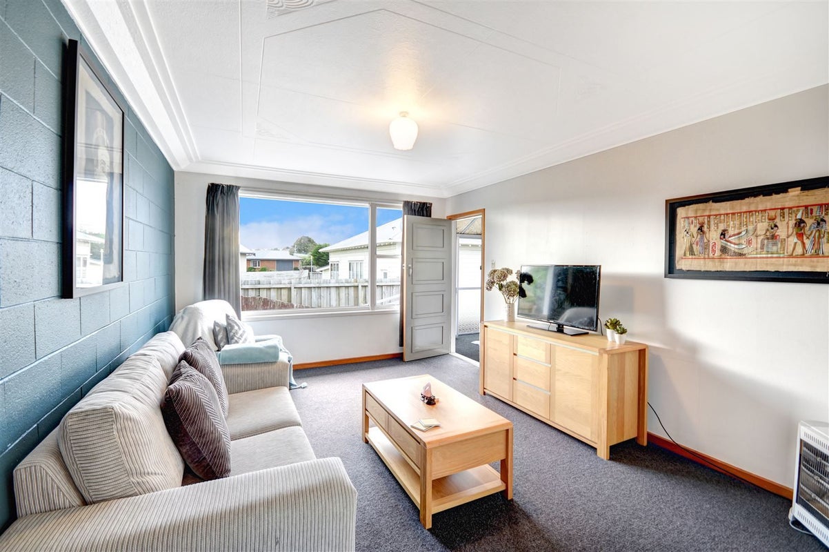 4B Stansfield Street, Kenmure, Dunedin - Carousel 1