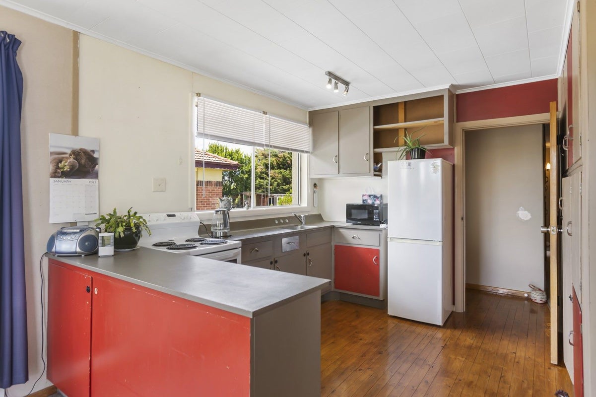38 Bute Street, Ranfurly, Ranfurly - Carousel 2