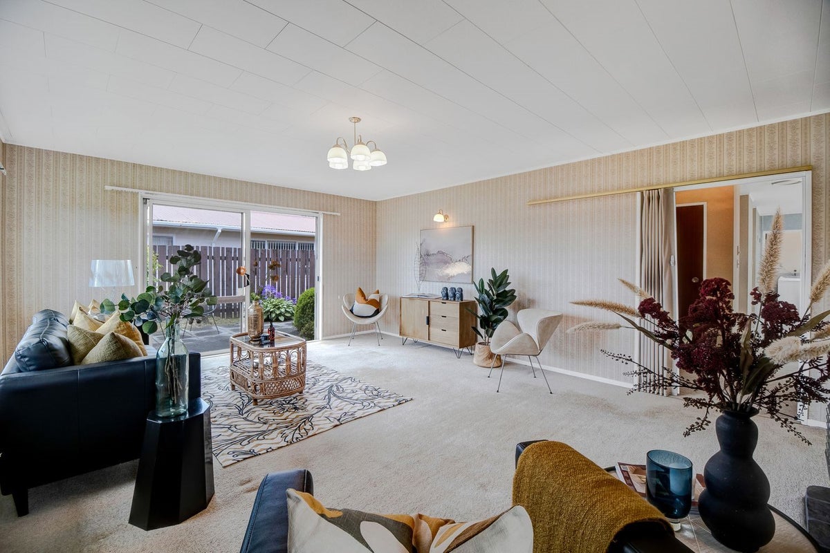 66 Manu Crescent, Upper Vogeltown, New Plymouth - Carousel 2