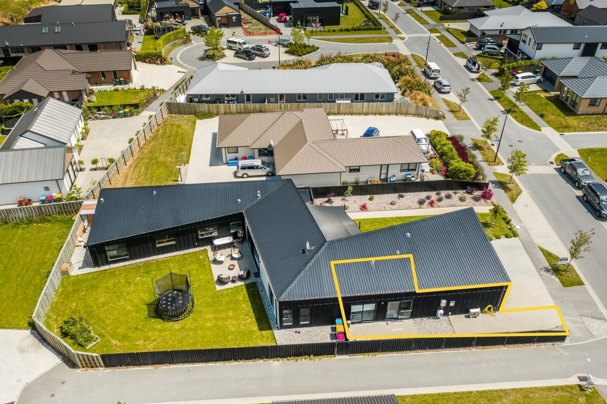 62 Risinghurst Terrace, Lower Shotover, Queenstown - Carousel 1