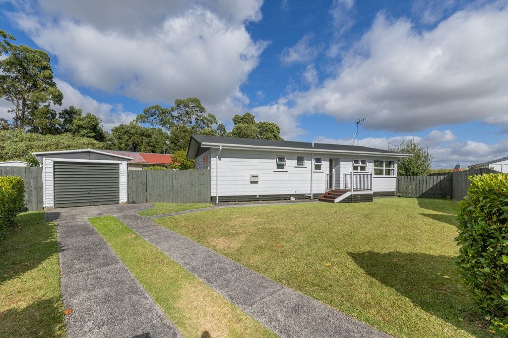 17 Leather Street, Huntly, Huntly - Carousel 1