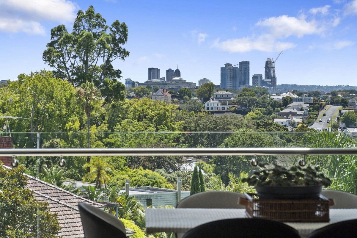 204/308 Remuera Road, Remuera, Auckland - Carousel 2