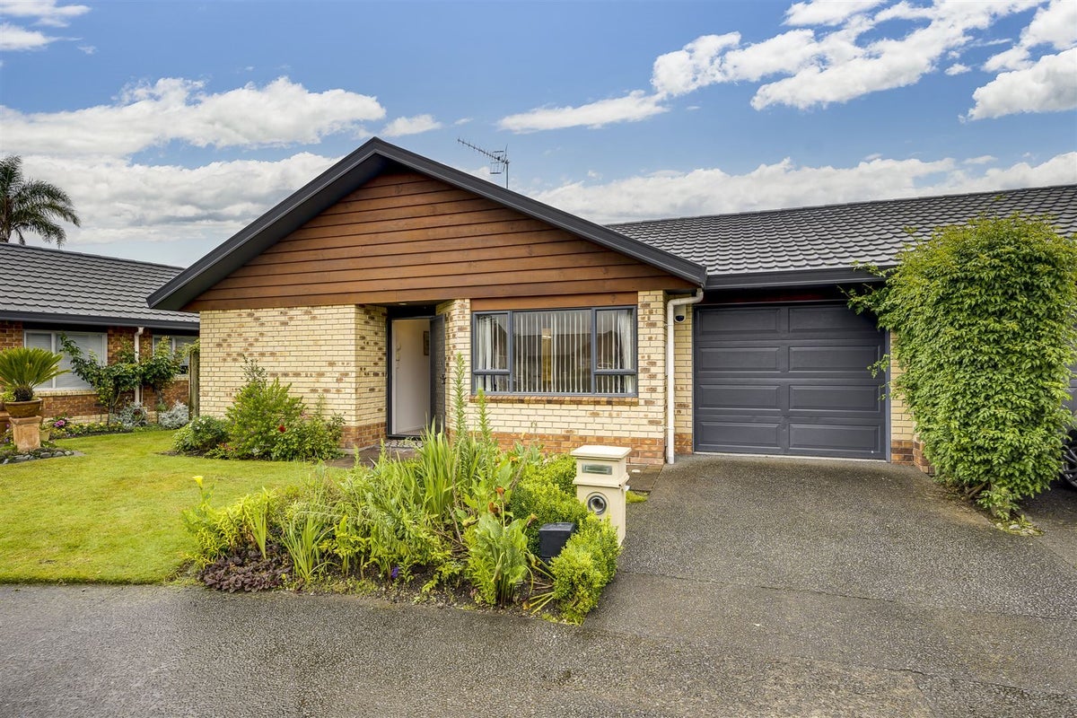 7/1232 Howard Street, Parkvale, Hastings - Carousel 1