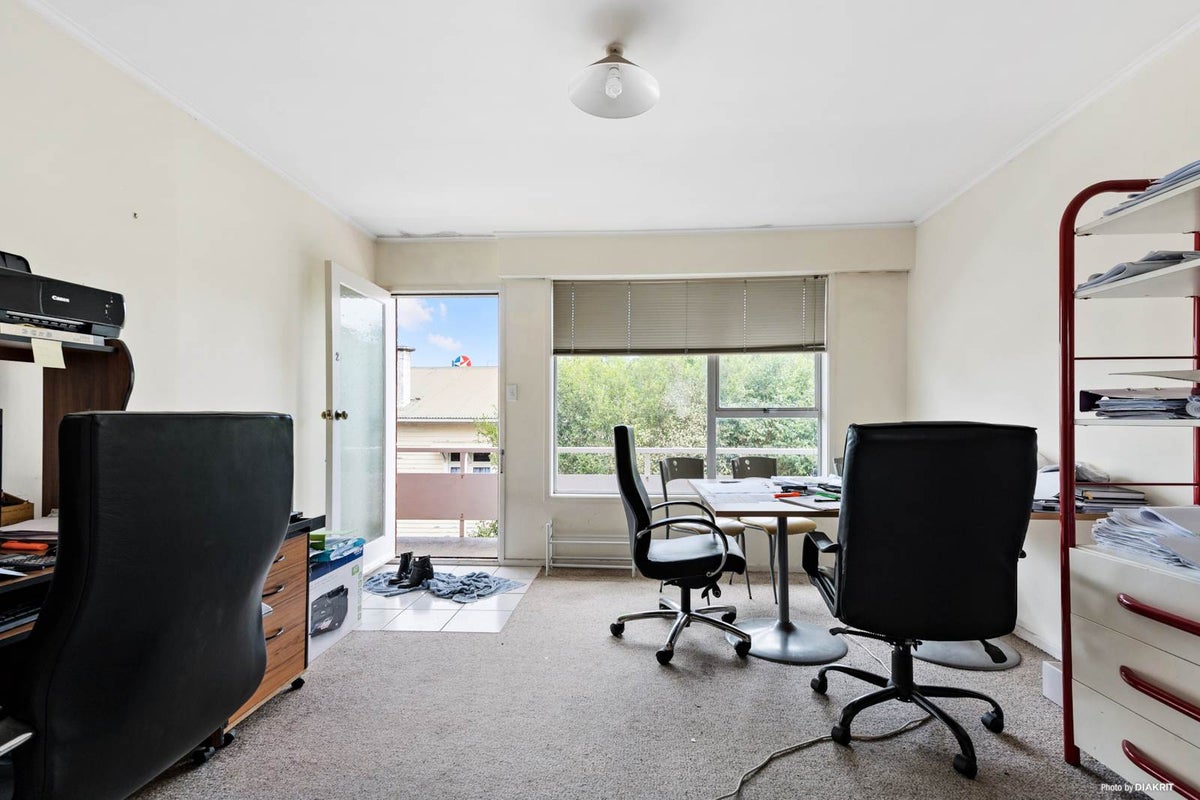 2/271 Balmoral Road, Sandringham, Auckland - Carousel 1