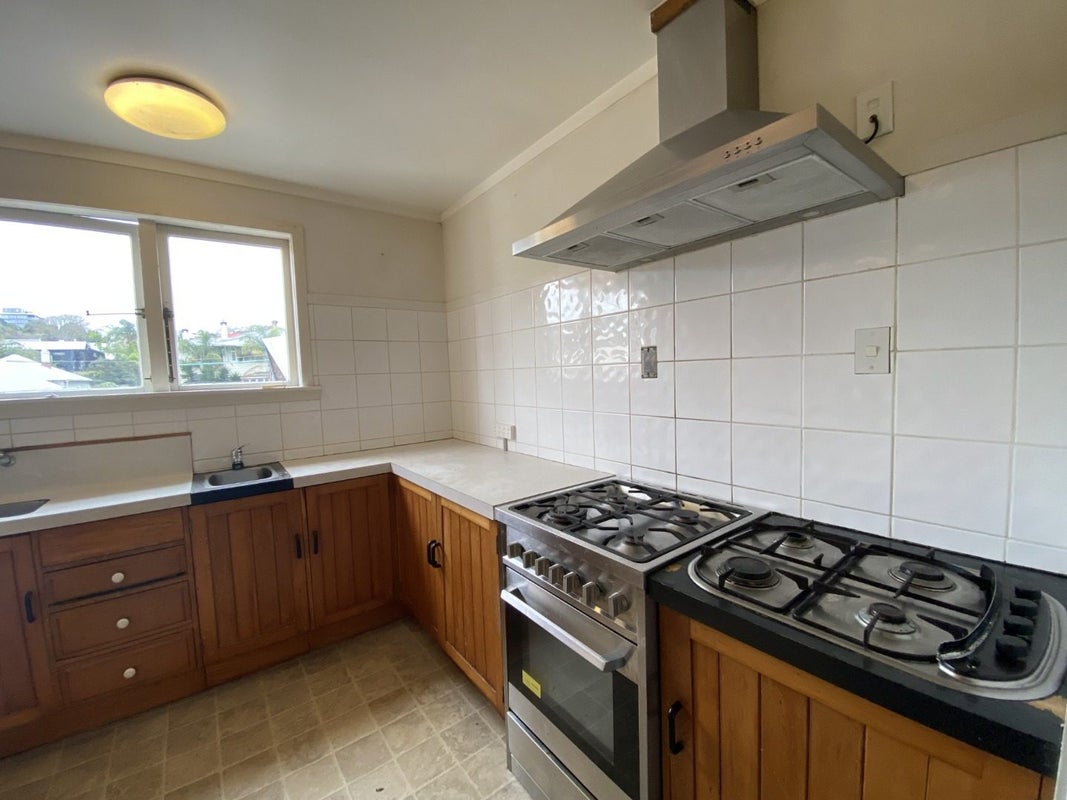 1/31 Carlton Gore Road, Newmarket, Auckland - Carousel 2