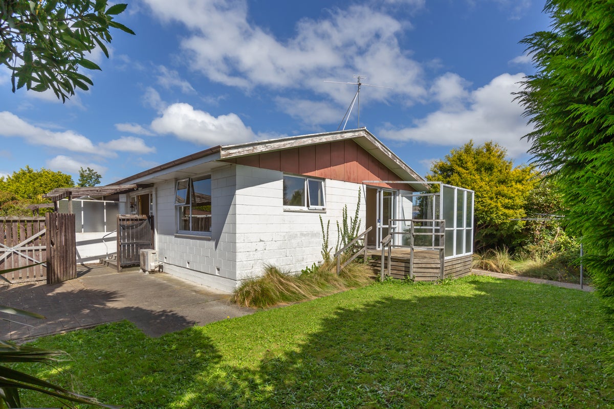 2/365 Greers Road, Bishopdale, Christchurch - Carousel 21