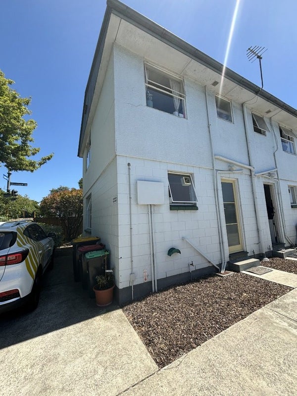 1/1 London Street, Richmond, Christchurch - Carousel 1