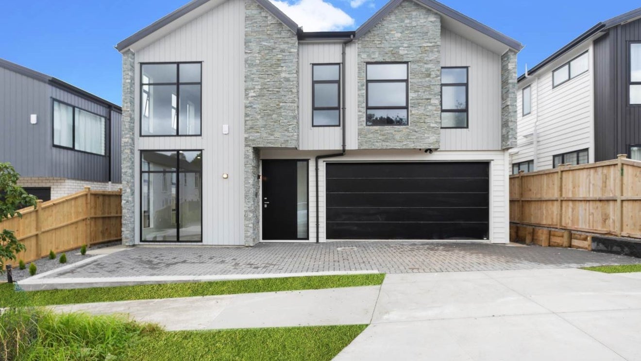 23 Southridge Road, Flat Bush, Auckland - Carousel 1