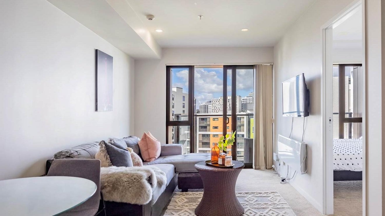 903/135 Vincent Street, Auckland Central, Auckland - Carousel 1