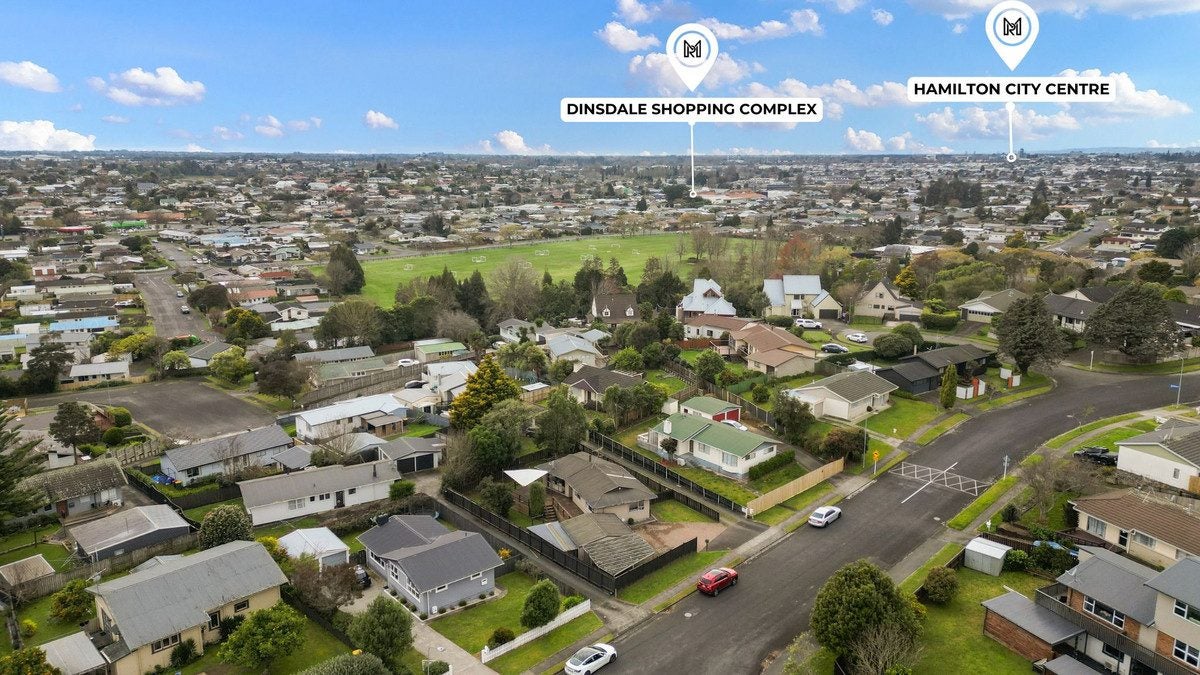 78 Amanda Avenue, Dinsdale, Hamilton - Carousel 24
