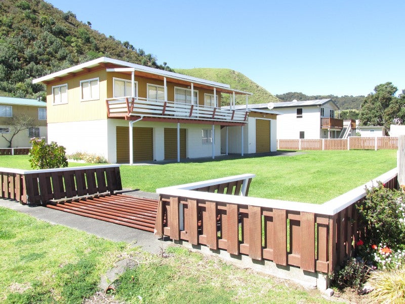 48 Moana Drive, Mahia - Carousel 1