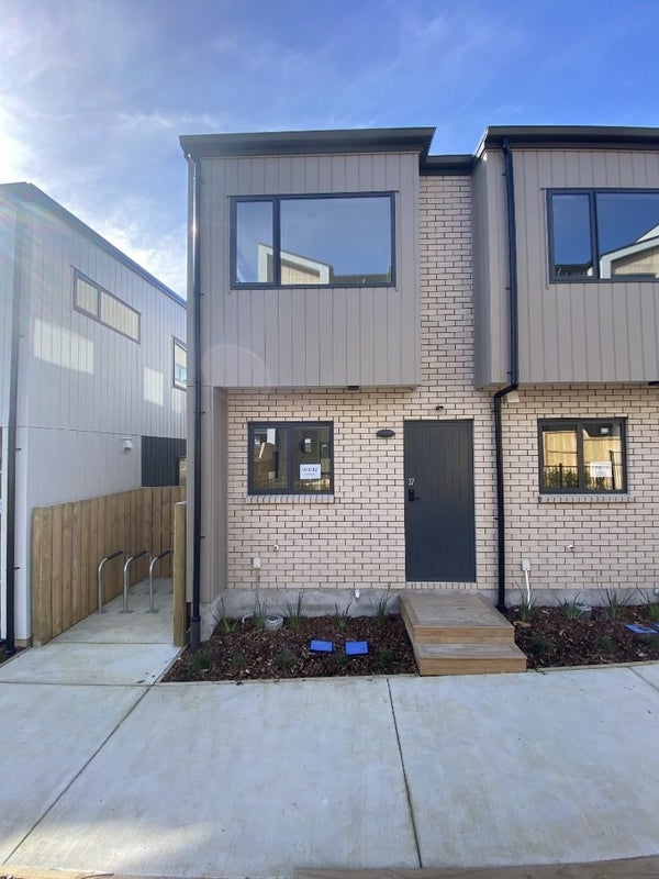 37 Paetai Lane, Te Atatu Peninsula, Auckland - Carousel 2