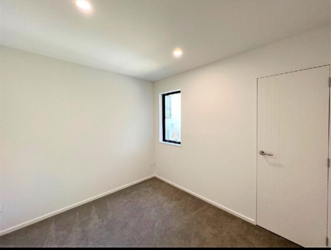 13 Serpent Road, Flat Bush, Auckland - Carousel 7