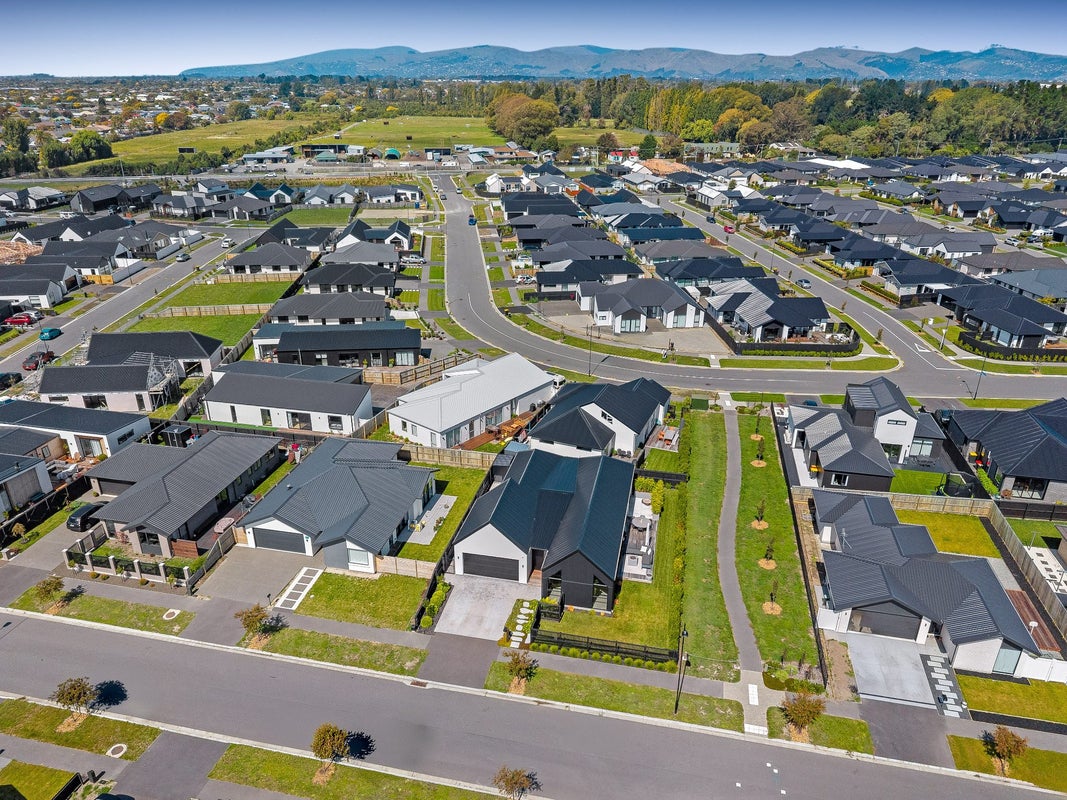 12 Timara Crescent, Marshland, Christchurch - Carousel 33