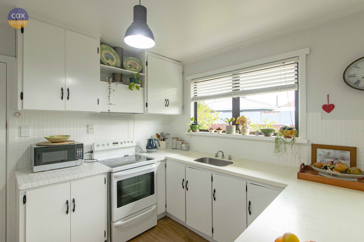 49 Harold Holt Avenue, Onekawa, Napier - Carousel 2
