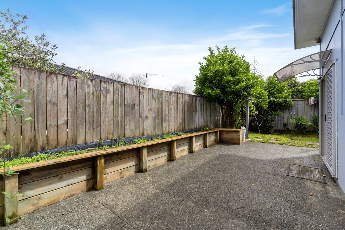 32A Miro Street, New Lynn, Auckland - Carousel 17