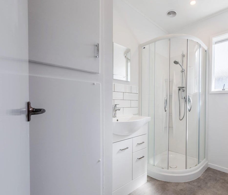2/16 Akehurst Avenue, New Lynn, Auckland - Carousel 10