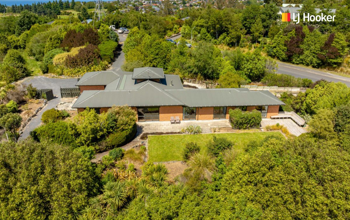 1 Joshua Place, Helensburgh, Dunedin - Carousel 1