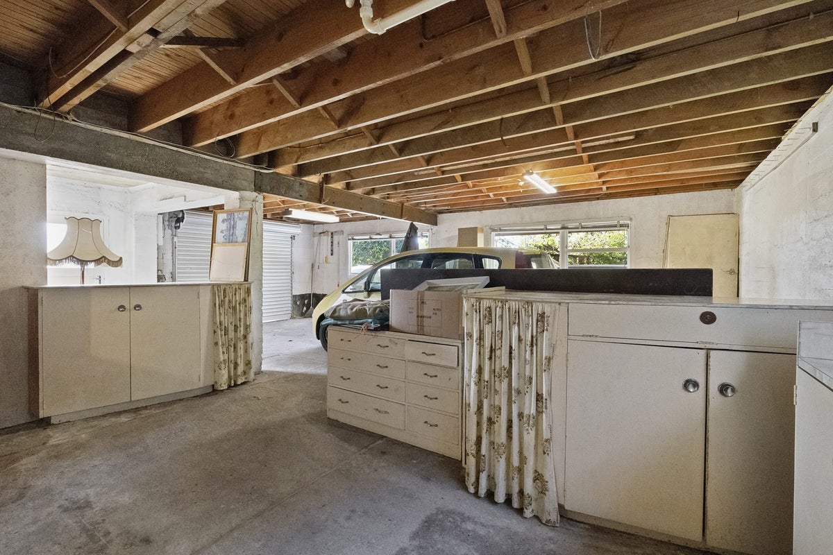 211 Huatoki Street, Upper Vogeltown, New Plymouth - Carousel 20