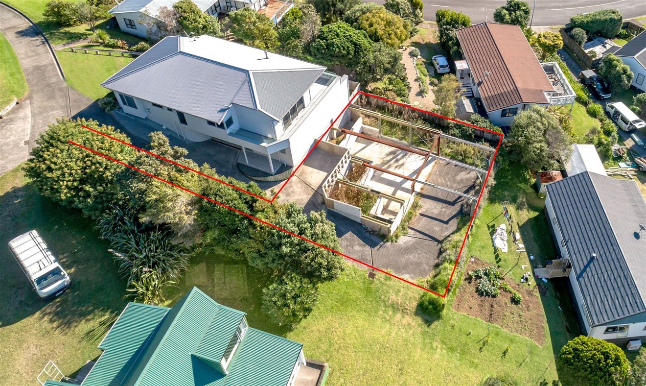321A Onemana Drive, Onemana, Whangamata - Carousel 2