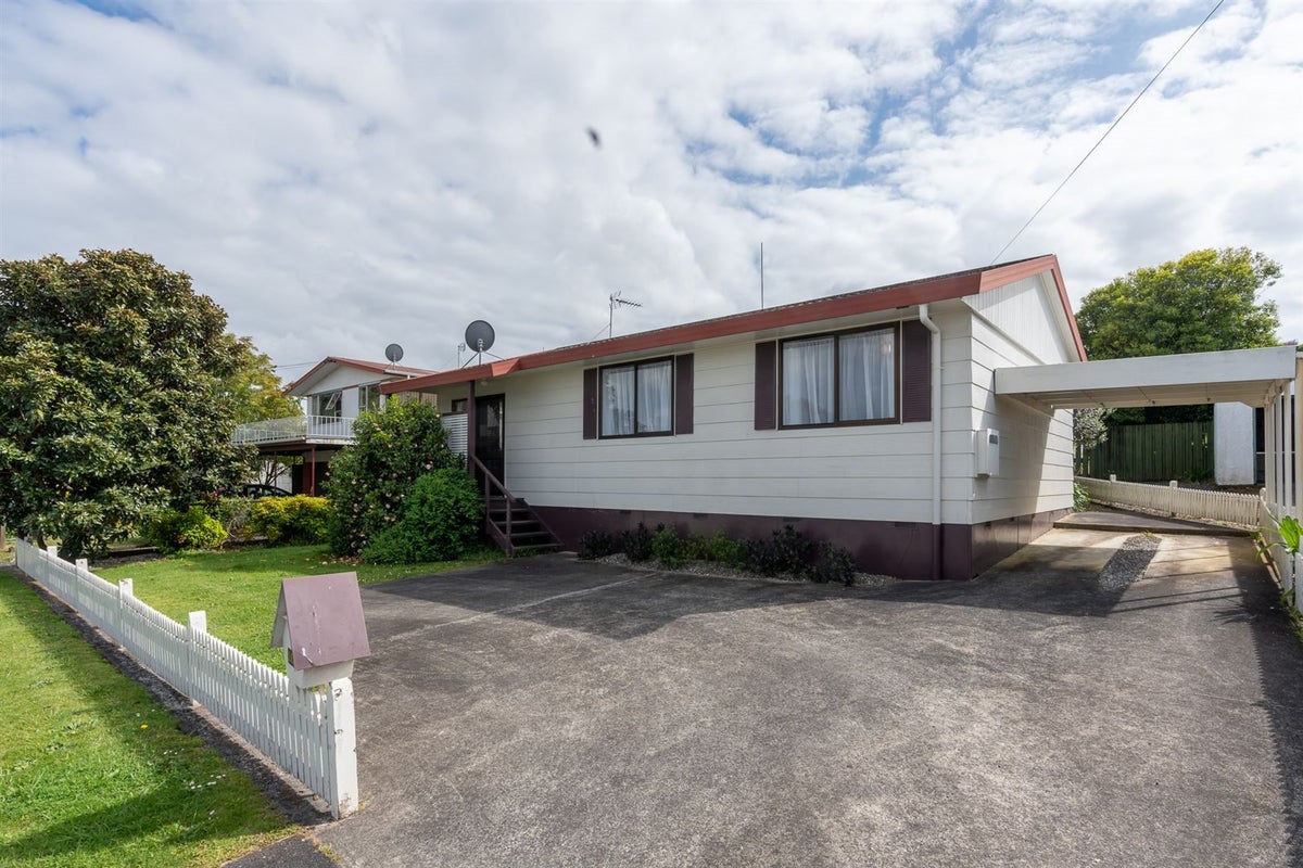 10A Waimarie Street, Nawton, Hamilton - Carousel 1