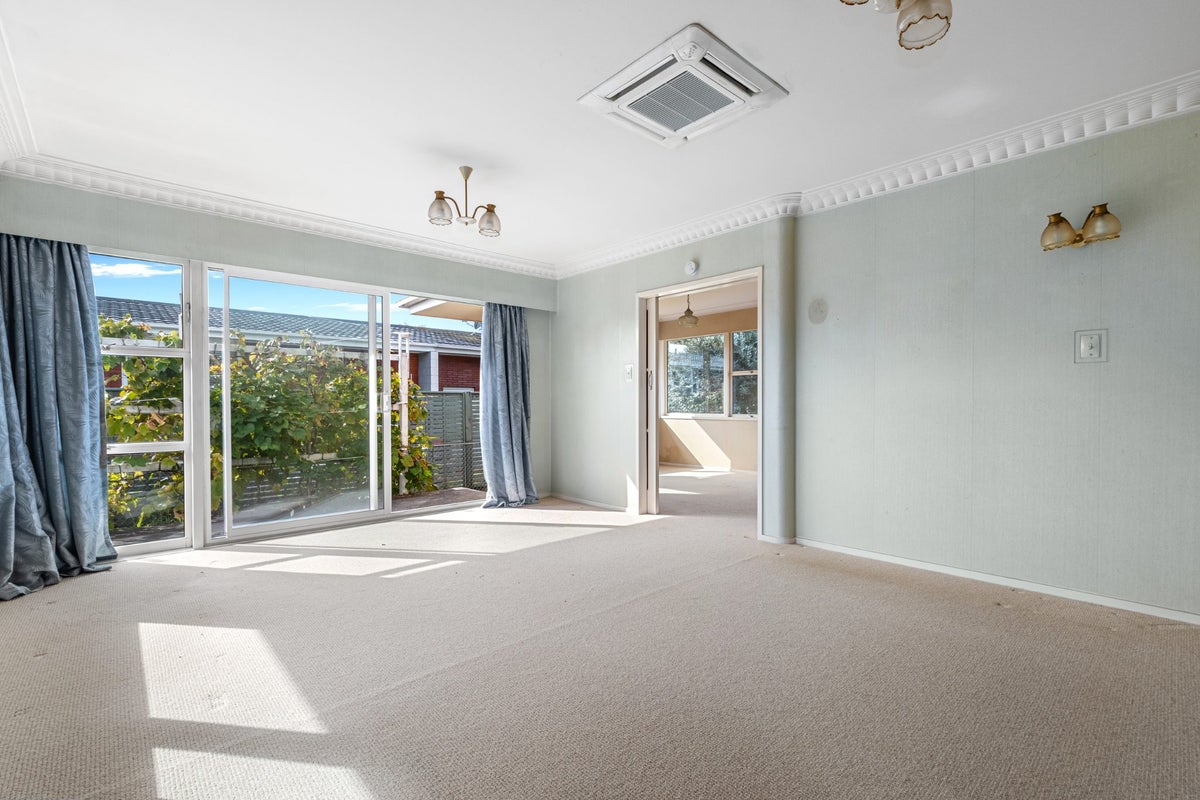 433 Otumoetai Road, Otumoetai, Tauranga - Carousel 2