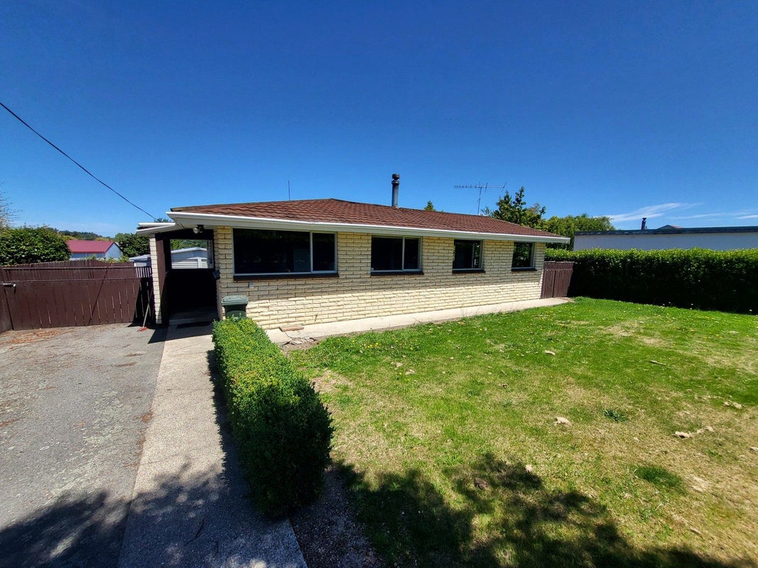 44 Charles Street, Weston, Oamaru - Carousel 1