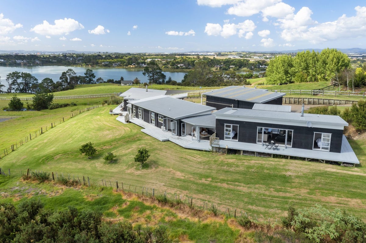 51 Edward Jonkers Drive, Albany - Carousel 2