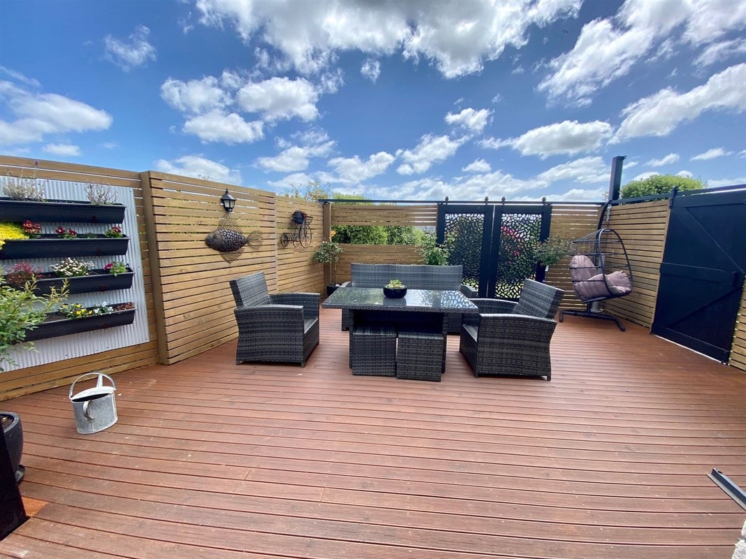 17 St Andrew Place, Balclutha - Carousel 2