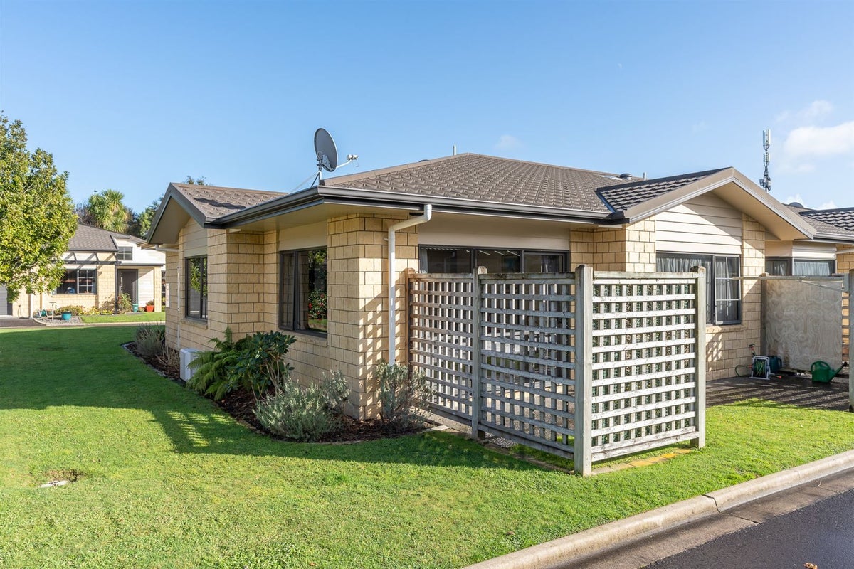 29/3 Turnbury Court, Rototuna, Hamilton - Carousel 1