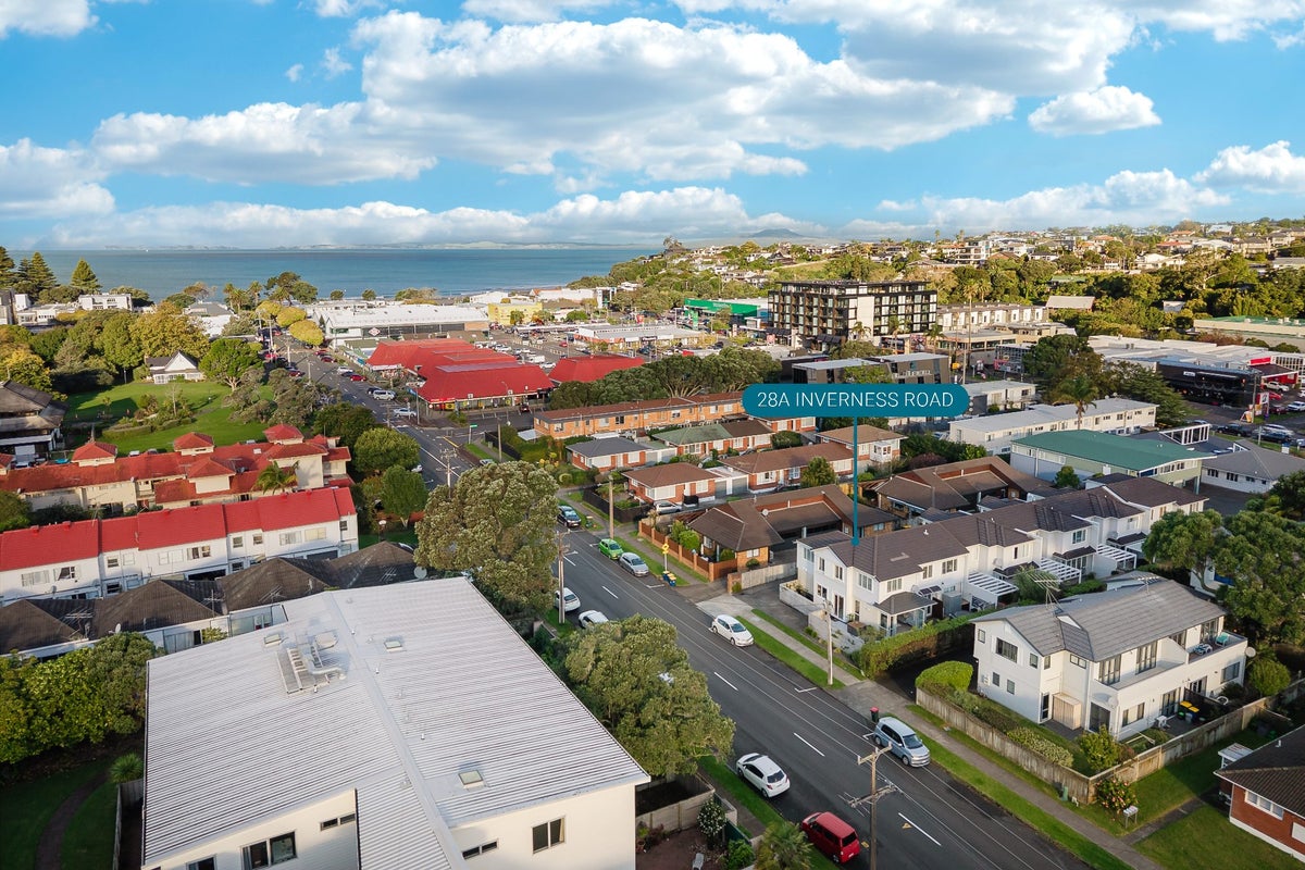 28A INVERNESS RD, Browns Bay, Auckland - Carousel 27
