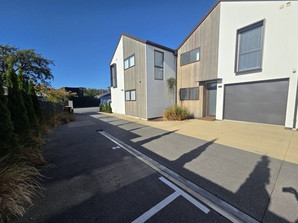 2/9 Edgeware Road, St Albans, Christchurch - Carousel 1