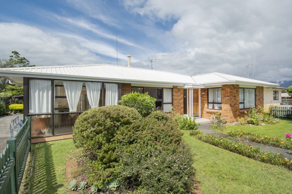 2 Alexander Street, Katikati, Katikati - Carousel 2