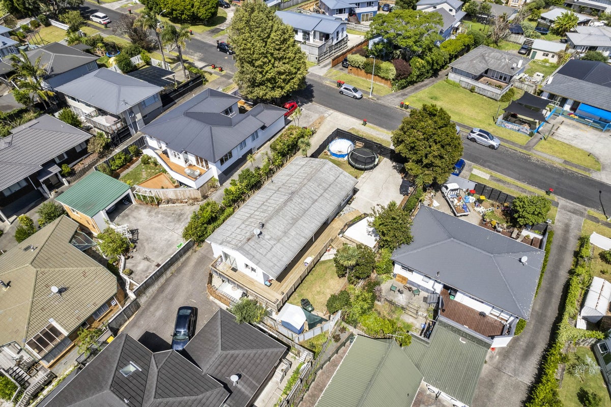 39A Baird ST, Howick, Auckland - Carousel 31