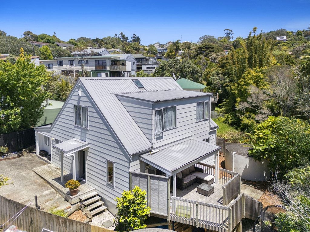 46A Elliston Crescent, Stanmore Bay, Whangaparaoa - Carousel 1