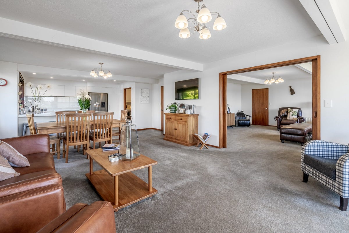 15 Moana Street, Rosedale, Invercargill - Carousel 2