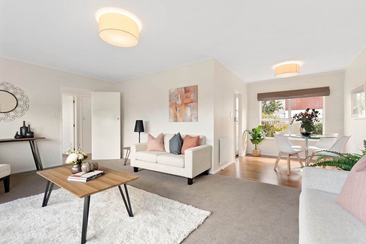 2/57 Francis Street, Hauraki, Auckland - Carousel 1