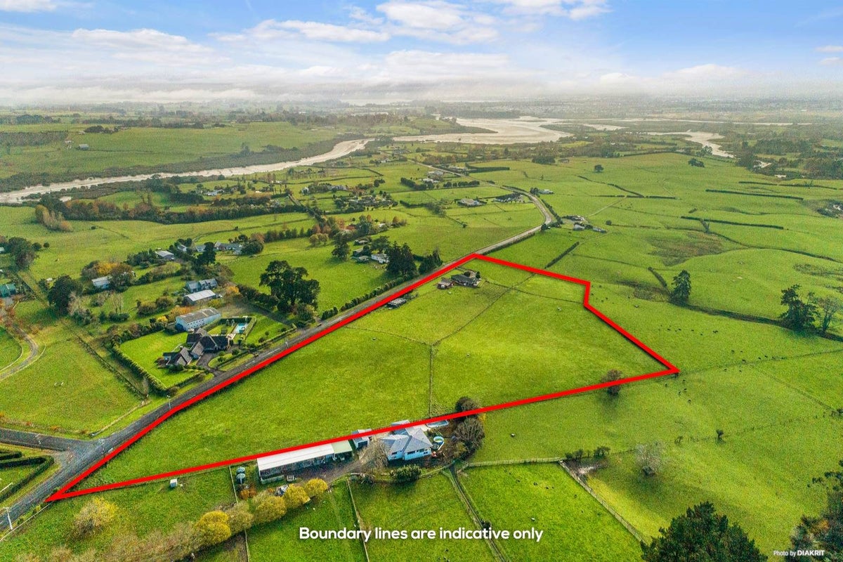 108 Whangapouri Road, Drury - Carousel 1