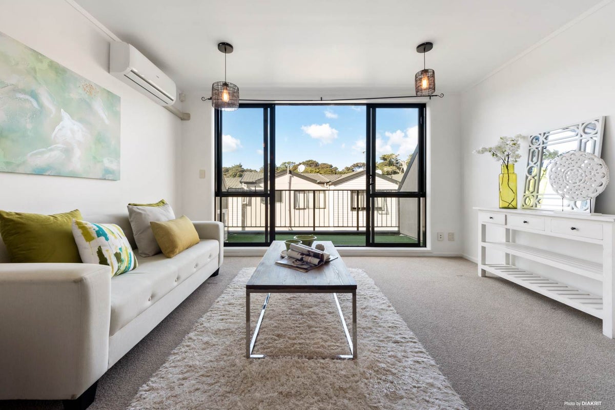 32/8 Flynn Street, Birkdale, Auckland - Carousel 1