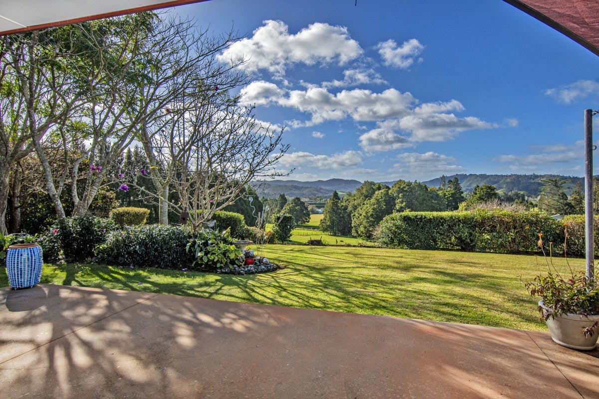11 Logan Cameron Road, Kamo - Carousel 1