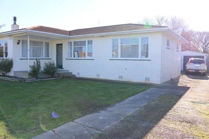 106 Rugby Street, Awapuni, Palmerston North - Carousel 17
