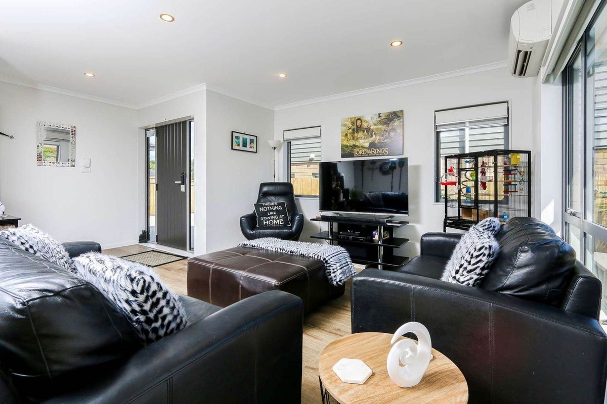 68C MOORE STREET, Howick, Auckland - Carousel 2