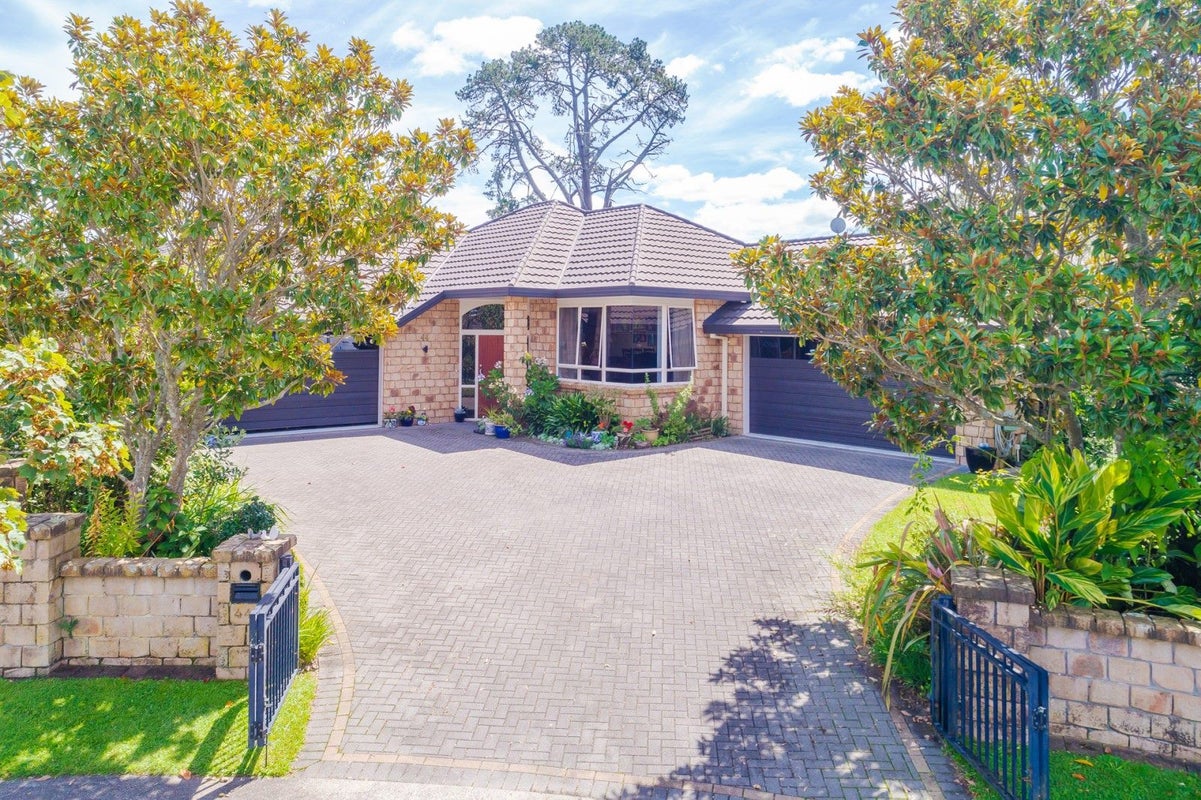 44 Limousin Place, Grandview Heights, Hamilton - Carousel 1