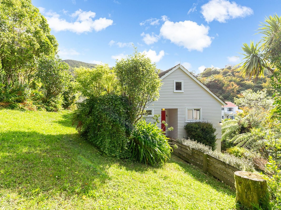 55 Makara Road, Karori, Wellington - Carousel 1