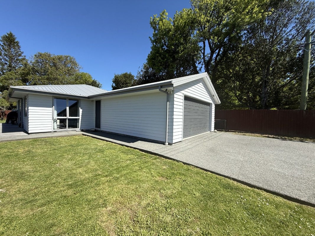 27 Reeves Road, Opawa, Christchurch - Carousel 1