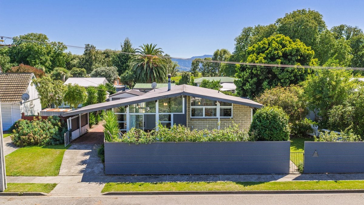 2 Collett Place, Riversdale, Blenheim - Carousel 2
