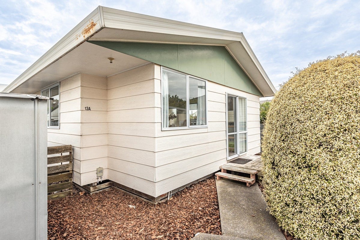 13A Sydney Place, Whanganui, Whanganui - Carousel 20