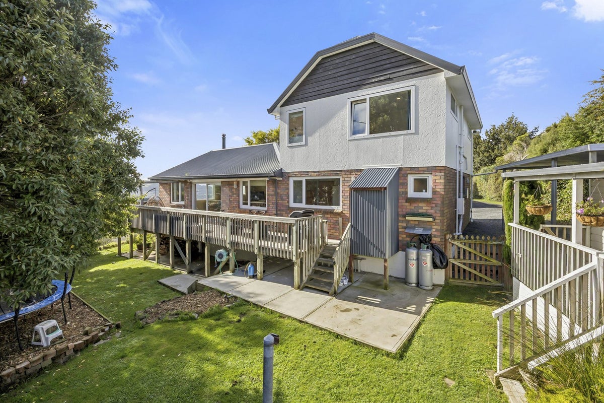 73 Wakari Road, Halfway Bush, Dunedin - Carousel 1