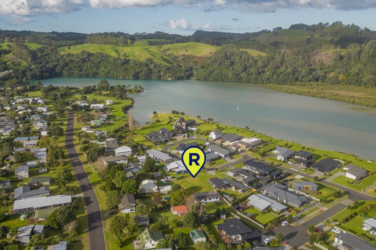 13 Admiral Drive, Cooks Beach, Whitianga - Carousel 10