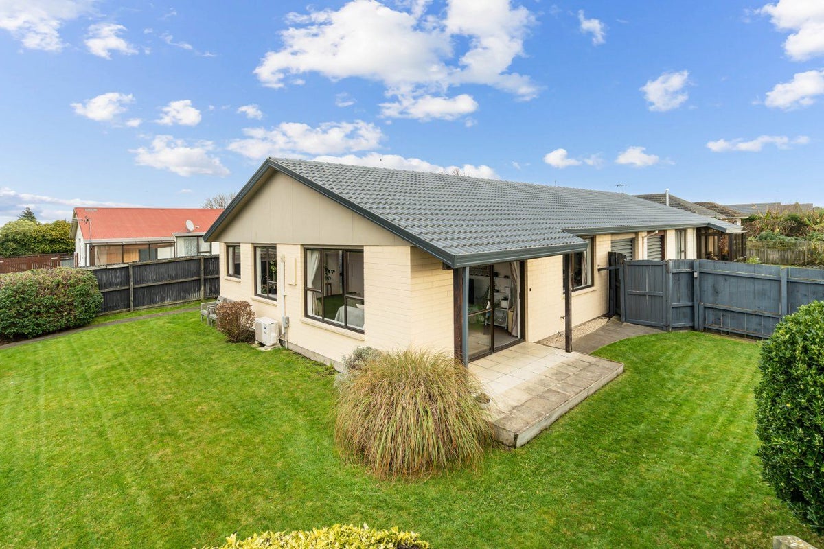 1 Aurora Street, Hei Hei, Christchurch - Carousel 1